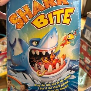 Shark Bite Game - Blue